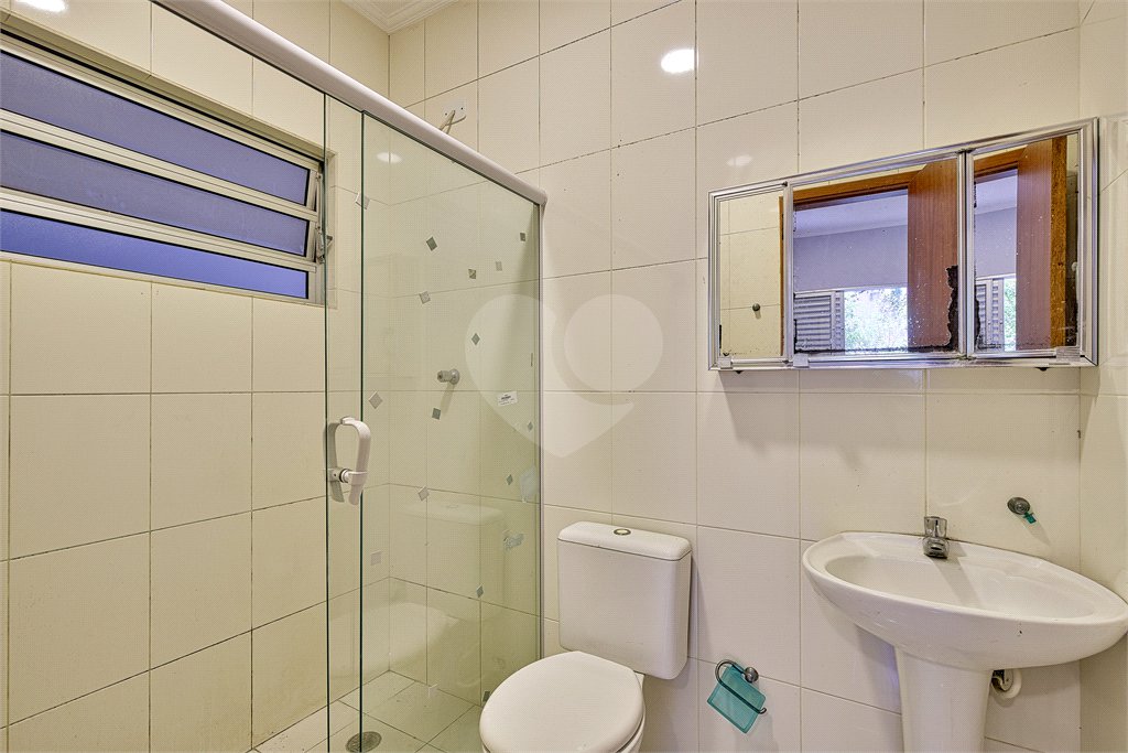 Casa à venda com 3 quartos, sendo 1 suíte, em Alto da Boa Vista, São Paulo, SP