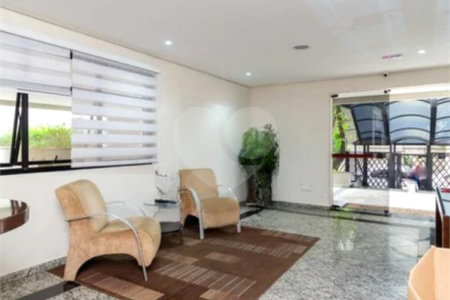 Apartamento à venda com 3 quartos, sendo 1 suíte, em Vila Regente Feijó, São Paulo, SP