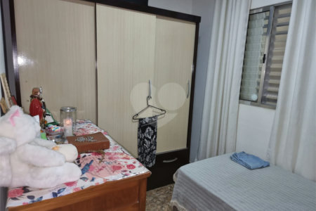 Sobrado à venda com 3 quartos, sendo 1 suíte,  em Jardim Campo Limpo, São Paulo, SP
