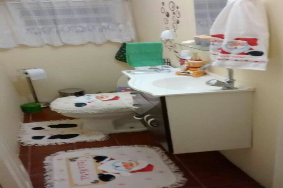Casa à venda com 3 quartos, sendo 1 suíte, em Butantã, São Paulo, SP