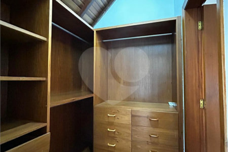 Casa à venda ou para alugar com 4 suítes no condomínio Vilaggio Monte Alegre, São Paulo - SP