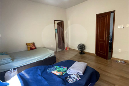 Casa Térrea à venda com 5 quartos, sendo 2 suítes, em Campo Grande, Rio de Janeiro, RJ