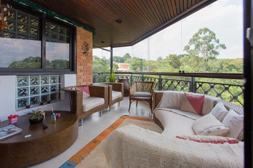Apartamento para alugar com 5 quartos, sendo 3 suítes, em Vila Ida, São Paulo, SP