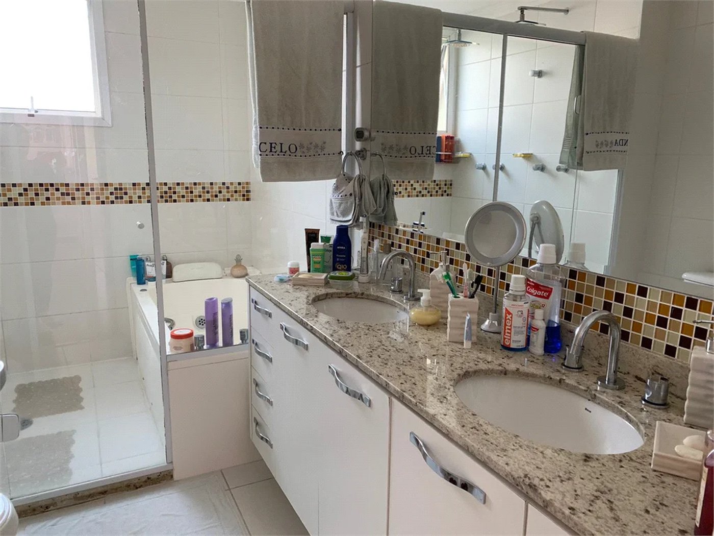 Apartamento à venda com 4 quartos, sendo 3 suítes, em Vila Andrade, São Paulo, SP