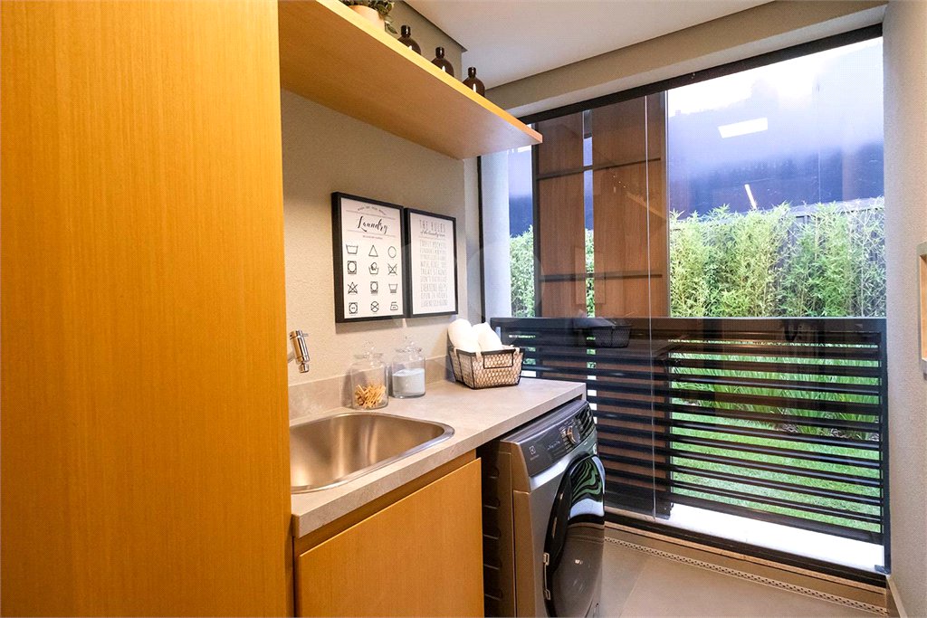 Apartamento à venda com 2 quartos, sendo 1 suíte, em Pinheiros, São Paulo, SP