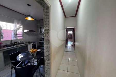 Casa à venda com 3 quartos, sendo 1 suíte, em Vila Maria Isabel, Itapetininga, SP