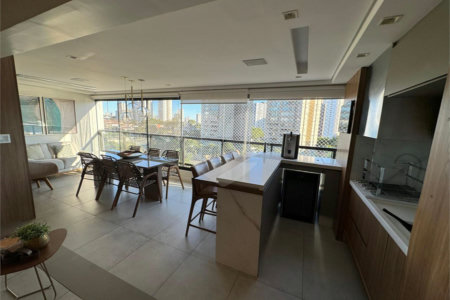 Apartamento à venda com 4 quartos, sendo 3 suítes,  em Vila Cruzeiro, São Paulo, SP