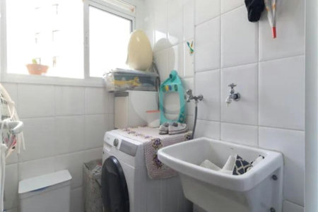 Apartamento à venda com 3 quartos, sendo 1 suíte, em Vila Mariana, São Paulo, SP