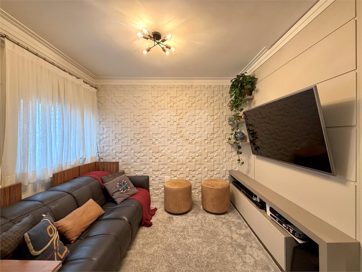 Apartamento à venda com 3 suítes em Campo Belo, São Paulo, SP