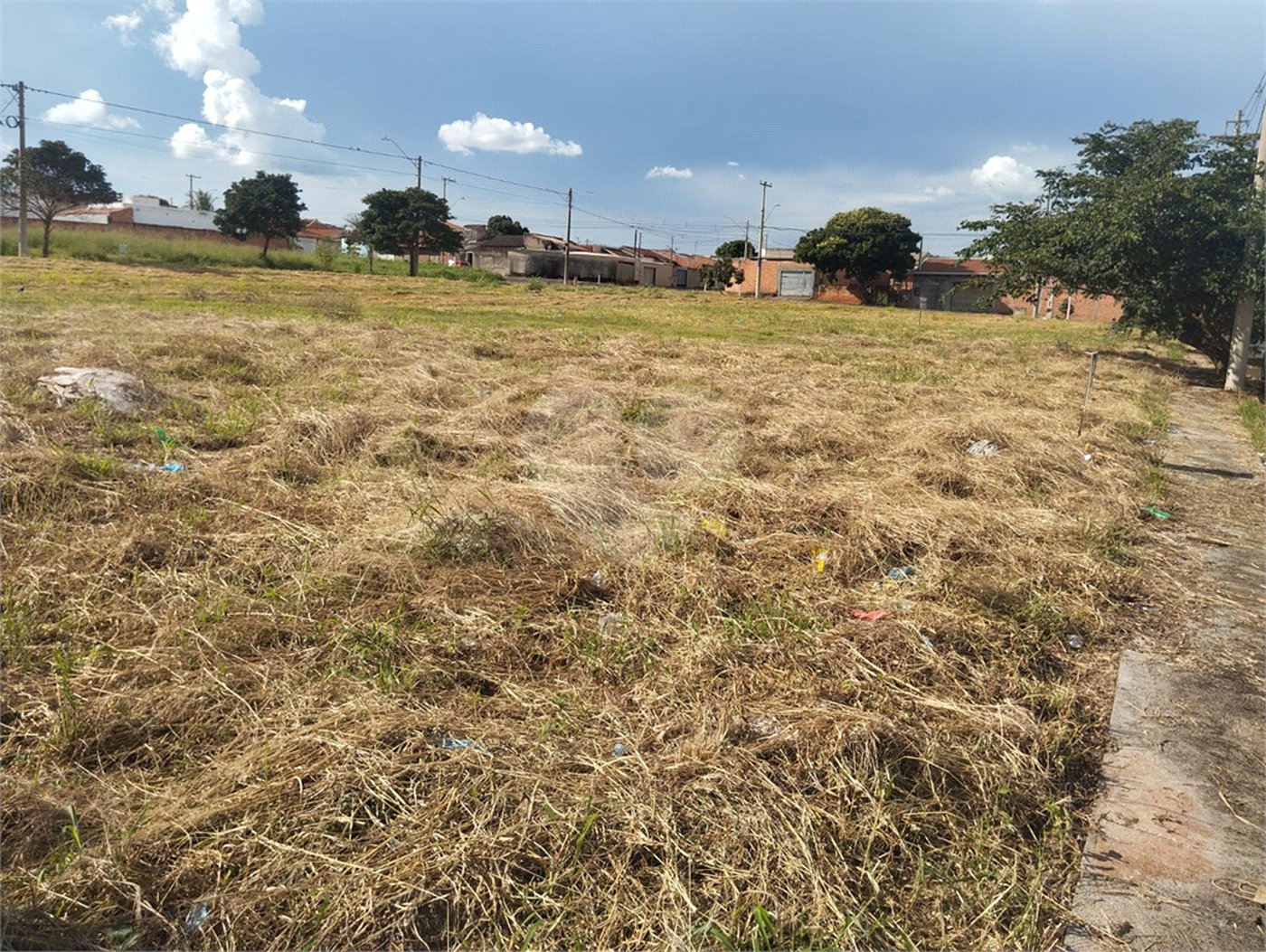 Terreno à venda em Residencial Vista do Horto, Araraquara, SP