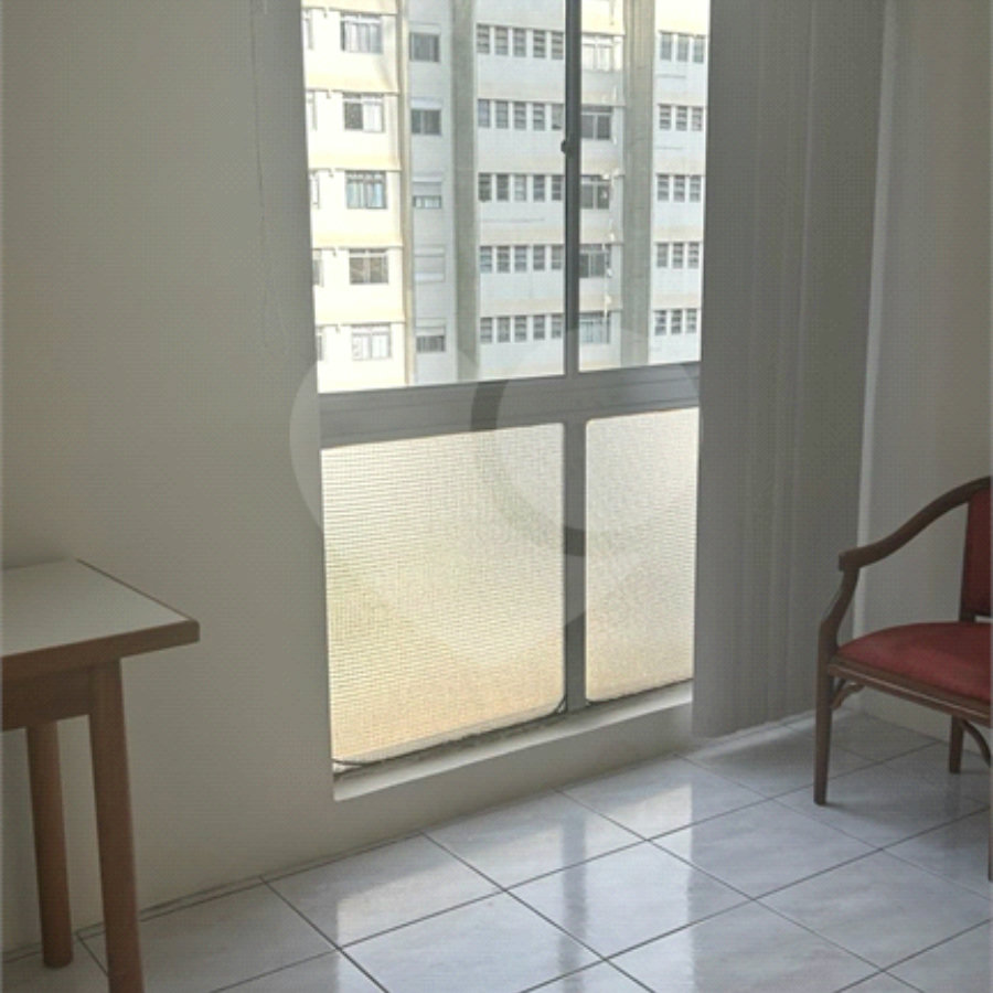 Studio em Pinheiros - próximo ao HC - ideal para estudante ou residente nos Hospitais da Região.