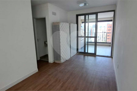 Apartamento á venda em Moema 75m² 2 Suítes 2 Vagas