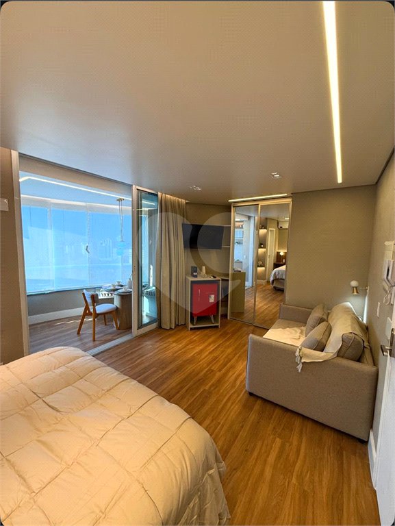 Apartamento com 35m², 1 dormitório, à venda na Bela Vista