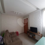 Apartamento no Condomínio Residencial Monte Logan