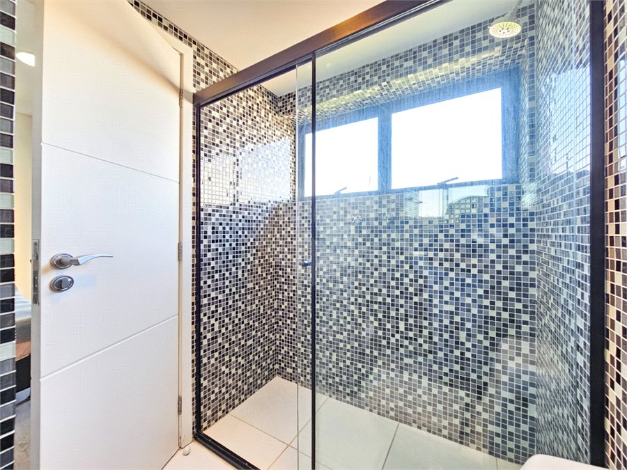 Apartamento à venda com 4 suítes em Vila Mascote, São Paulo, SP