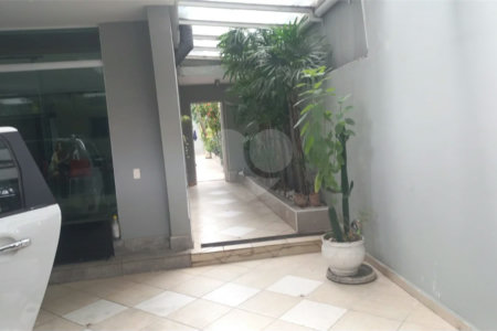 Maravilhoso apartamento à venda, com 3 quartos, 90m2. moveis planejados, no Guarujá (Enseada)
