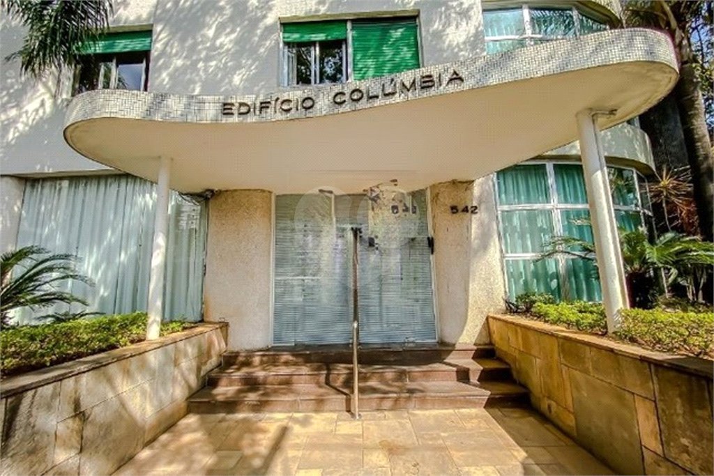 Apartamento com 260m² à venda na Av. Paes de Barros - Recém reformado 100% - Impecável.