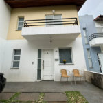 Casa à venda com 3 quartos, sendo 1 suíte, no condomínio New Village, Cotia - SP