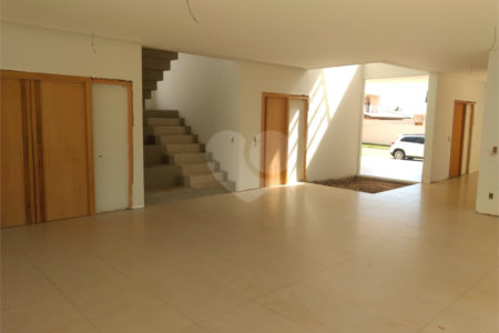 Casa em Construção no Condomínio de alto padrão Dahma III