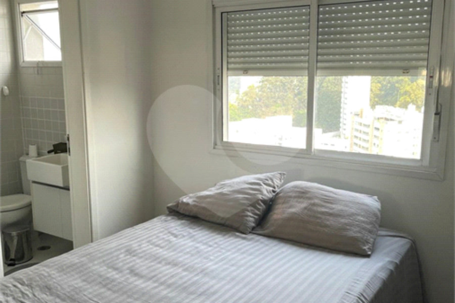 Apartamento à venda com 3 suítes em Morumbi, São Paulo, SP