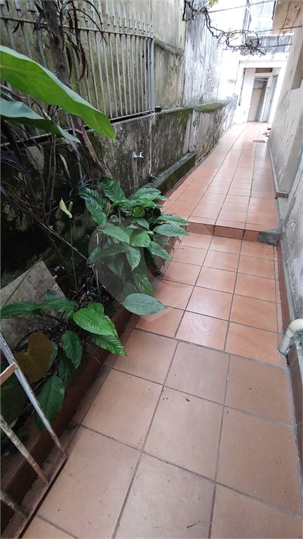 Sobrado à venda com 4 quartos em Parque São Domingos, São Paulo, SP