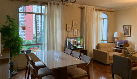 Apartamento à venda com 3 quartos, sendo 1 suíte, em Jardim Marajoara, São Paulo, SP