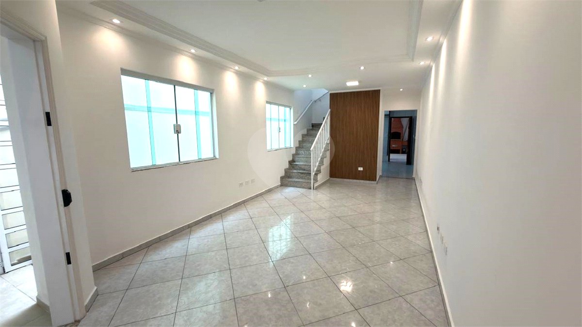Sobrado à venda com 3 quartos, sendo 1 suíte, em Jardim Vila Formosa, São Paulo, SP