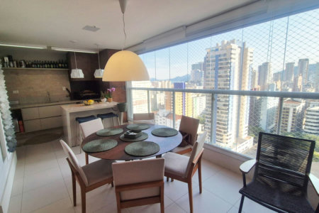 Apartamento com 3 dormitórios à venda, 144 m² por R$ 2.400.000,00 - Gonzaga - Santos/SP