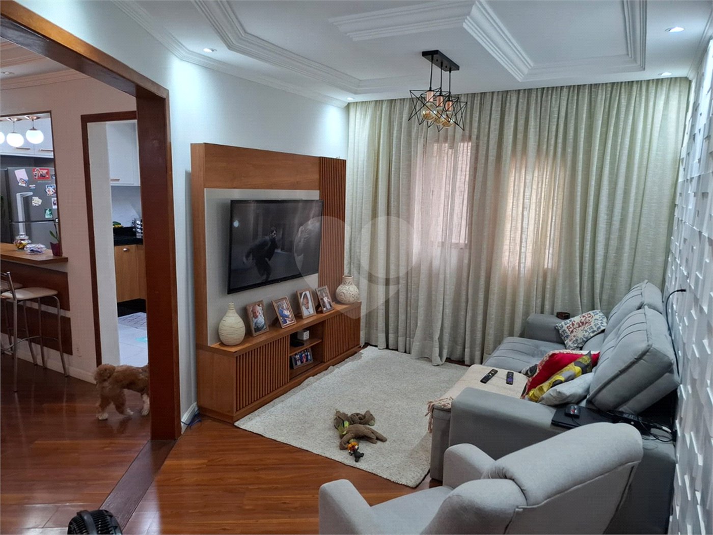 Casa à venda com 2 suítes em Vila Figueira, Suzano, SP