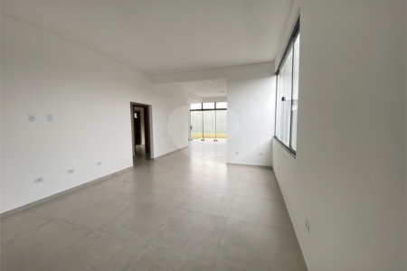 Casa à venda com 3 suítes em Jardim Estoril, Ponta Porã, MS