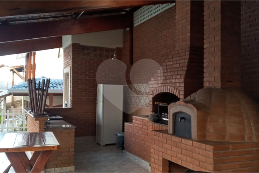 Casa à venda com 5 quartos, sendo 2 suítes, em Serra da Cantareira, Mairiporã, SP