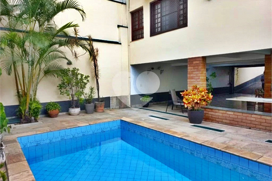 Sobrado à venda com 4 quartos, sendo 2 suítes, em Santana, São Paulo, SP