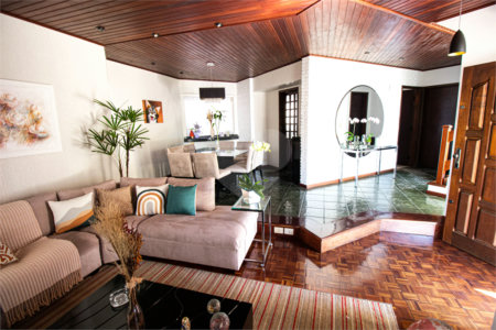 Casa à venda com 1 quarto, sendo 3 suítes, em Esplanada Mendes Moraes, São Roque, SP