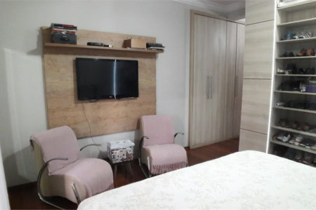 Casa à venda com 4 suítes em Lar São Paulo, São Paulo, SP