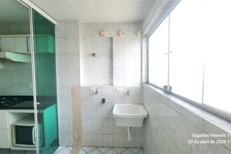 Apartamento à venda com 3 quartos, sendo 1 suíte, em Vila Gilda, Santo André, SP