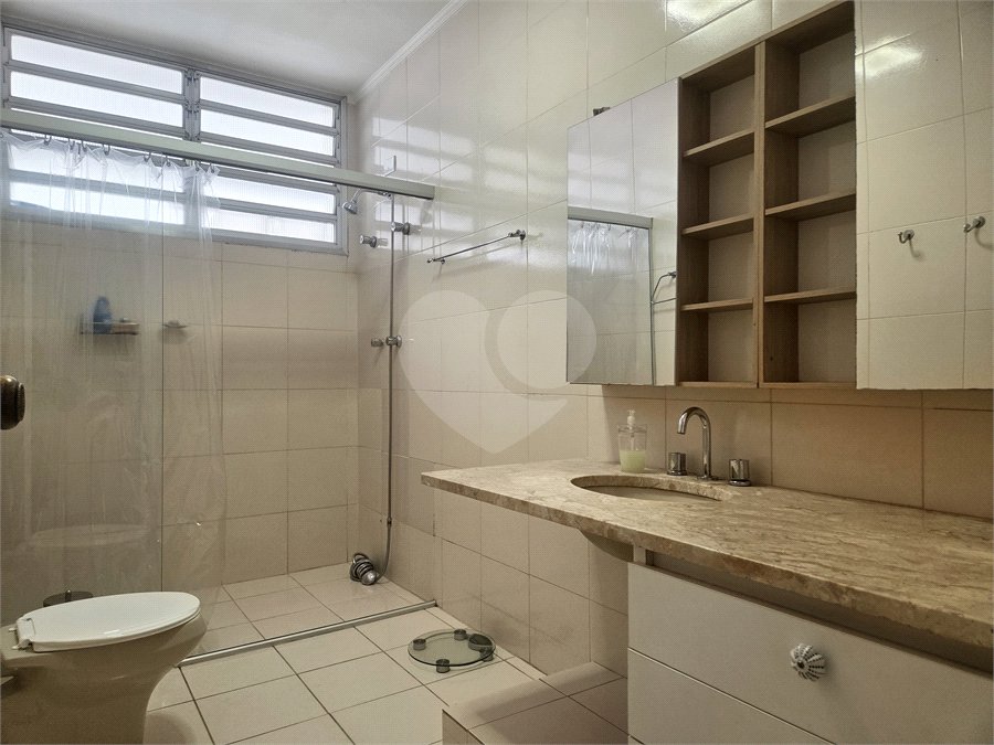 Sobrado à venda com 4 quartos, sendo 2 suítes,  em Jardim Marajoara, São Paulo, SP