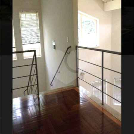 Casa à venda com 4 quartos, sendo 2 suítes, no condomínio Bosque de Grevilea, Vinhedo - SP