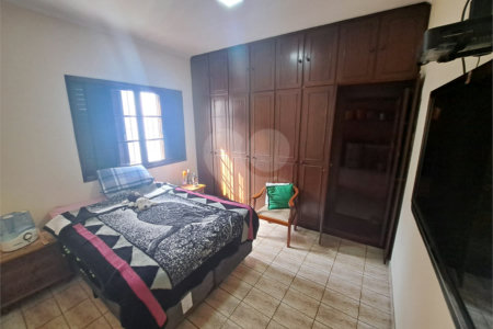 Sobrado à venda com 3 quartos em Jardim Guanca, São Paulo, SP