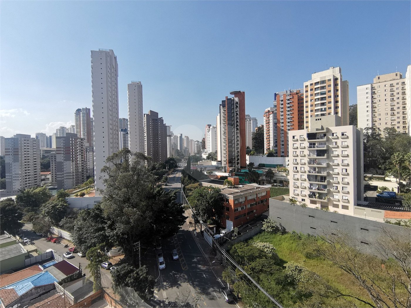Apartamento à venda com 3 quartos, sendo 1 suíte, em Vila Andrade, São Paulo, SP