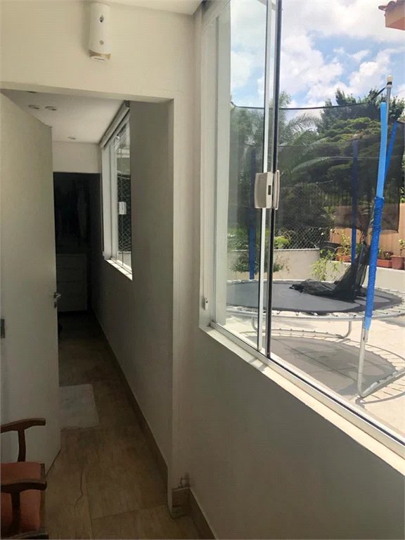 Casa à venda com 8 quartos, sendo 4 suítes,  em Jardim Leonor, São Paulo, SP