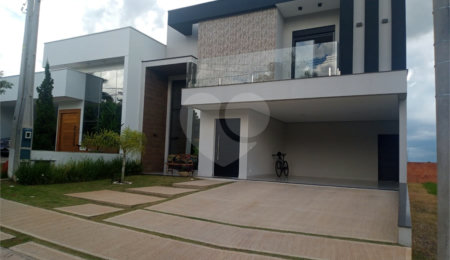 Casa à venda ou para alugar com 3 suítes no condomínio Residencial Viena, Indaiatuba - SP