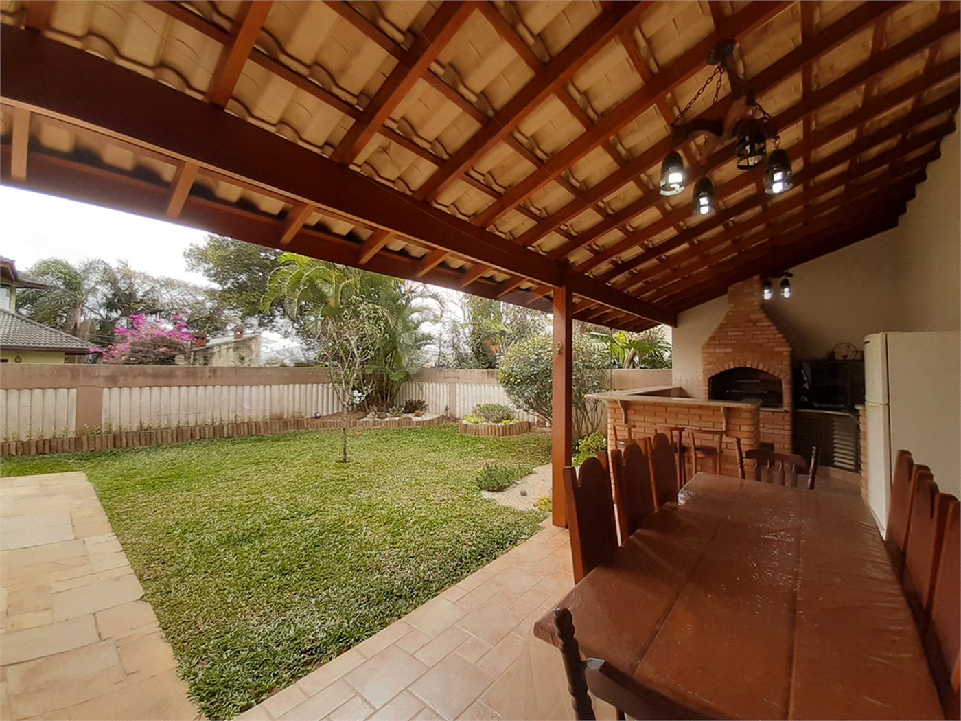 Casa à venda com 4 quartos, sendo 2 suítes,  em Jardim Floresta, São Paulo, SP