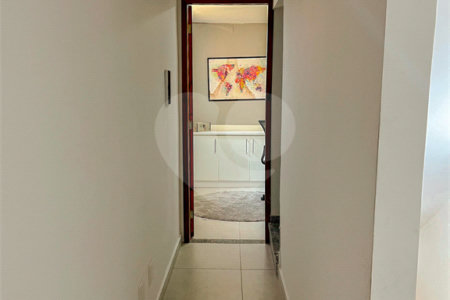 Casa à venda com 4 quartos, sendo 1 suíte, no condomínio Imperial Santa Cruz, Rio de Janeiro - RJ