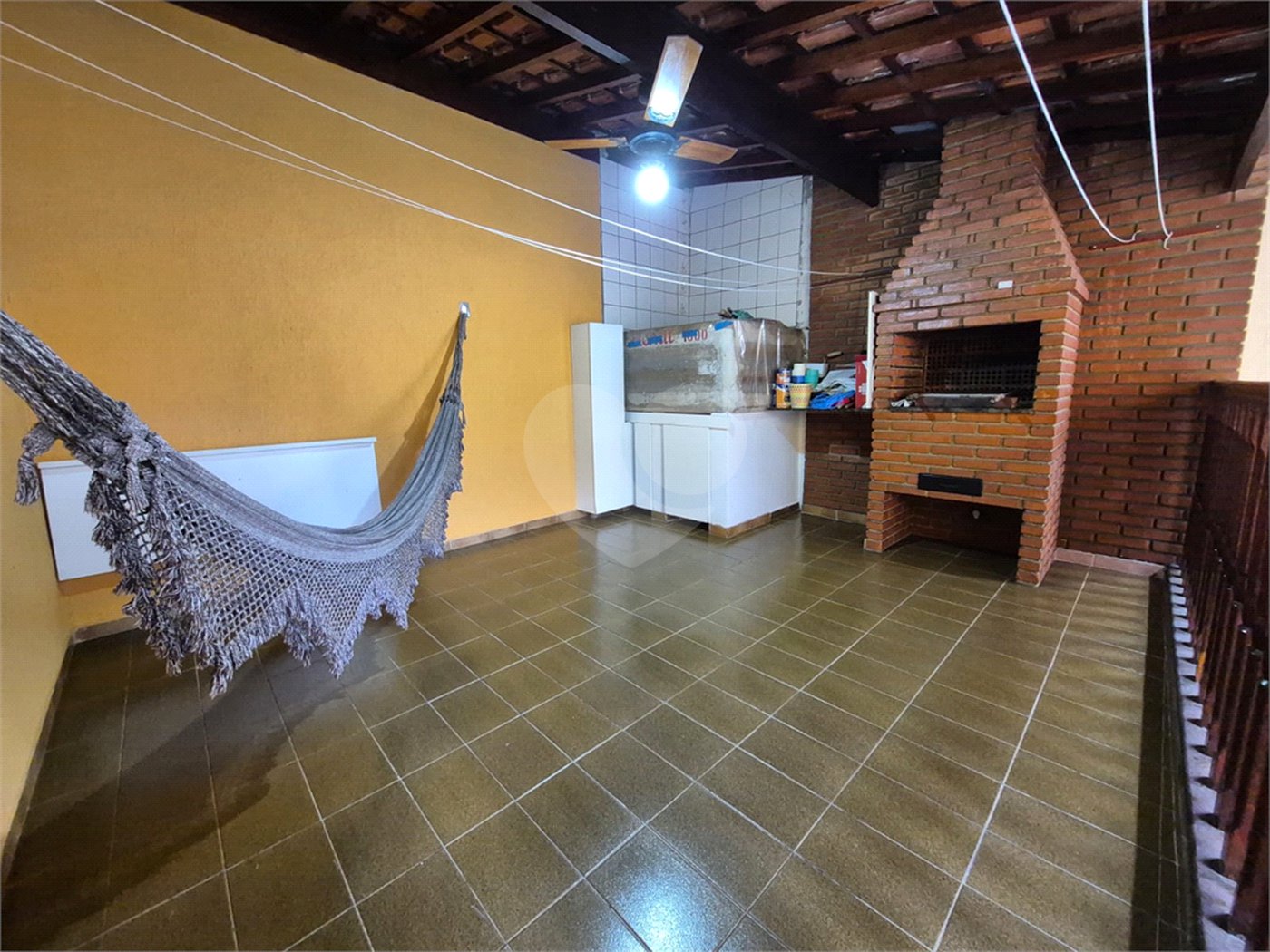 Sobrado à venda com 3 quartos, sendo 1 suíte, em Jardim Sarah, São Paulo, SP