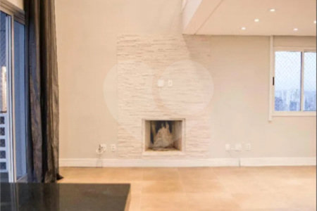 Apartamento à venda com 1 quarto em Vila Suzana, São Paulo, SP
