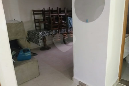 Sobrado à venda com 3 quartos, sendo 1 suíte, em Vila Galvão, Guarulhos, SP