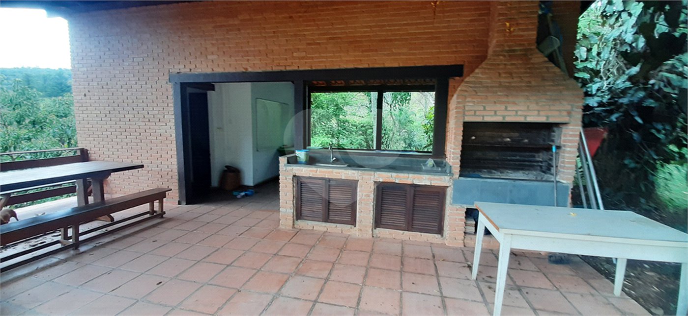 Casa Térrea à venda com 4 quartos, sendo 2 suítes, em Serra da Cantareira, Mairiporã, SP
