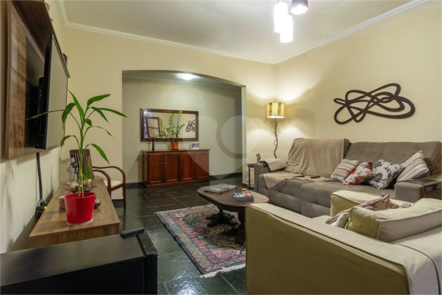 Casa à venda com 3 suítes em Santana, São Paulo, SP