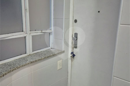 Apartamento à venda com 2 quartos, sendo 1 suíte,  em Copacabana, Rio de Janeiro, RJ