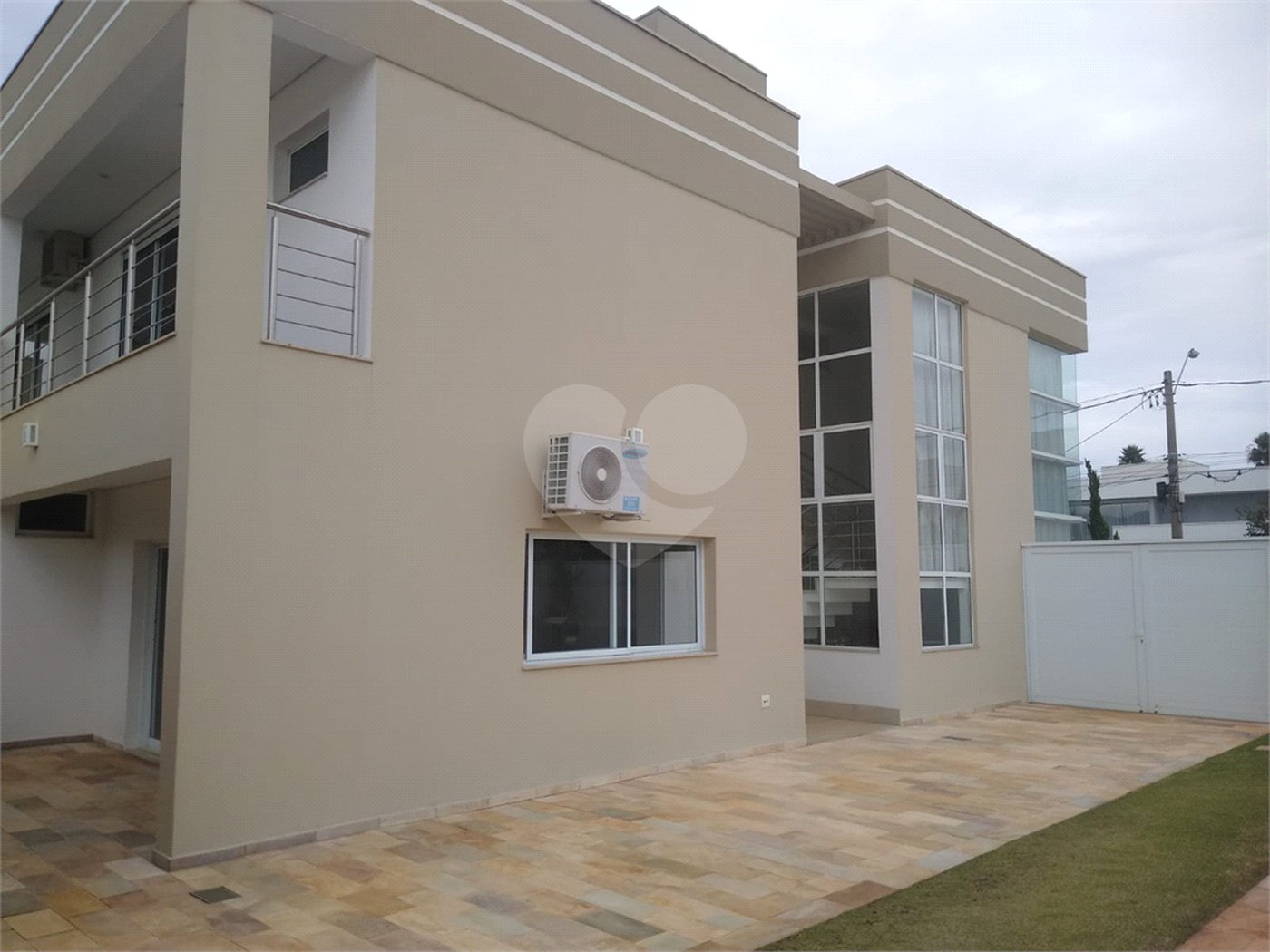 Casa à venda com 4 quartos, sendo 2 suítes,  no condomínio Damha Iii, São Carlos - SP